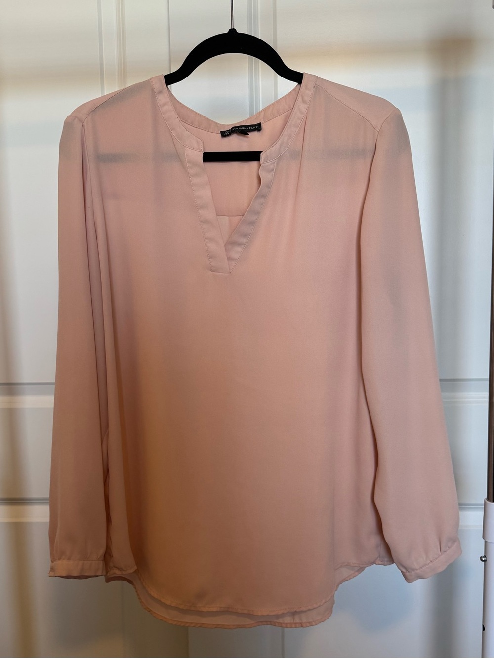 Adrianna Papell Blush Pink V-Notch Long Sleeve Blouse